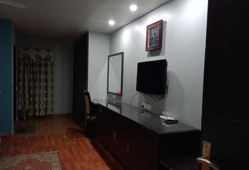 هتل Hira Guest House & Banquet