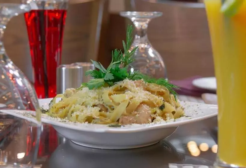 ホテル Petra Elite