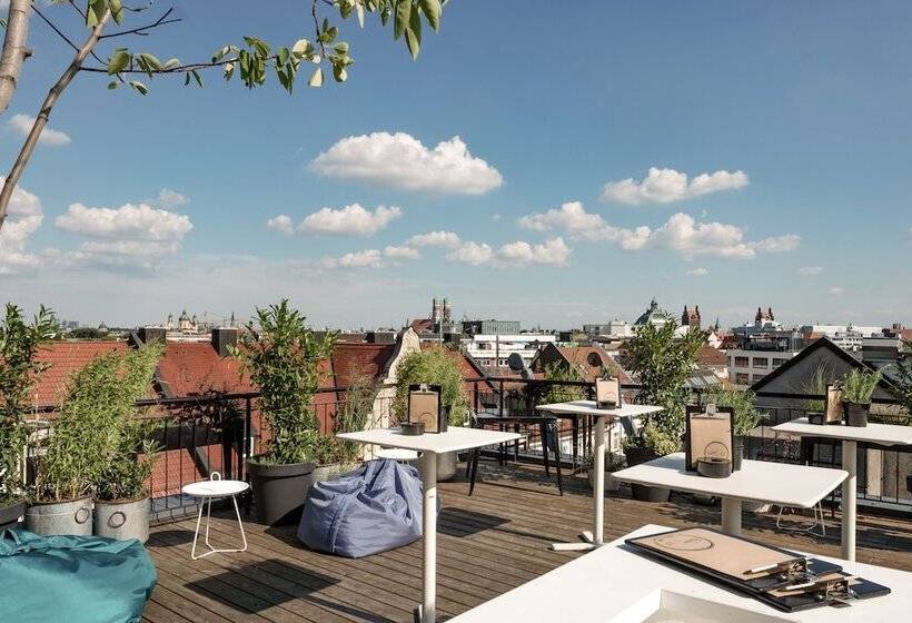 Ruby Rosi Hotel Munich