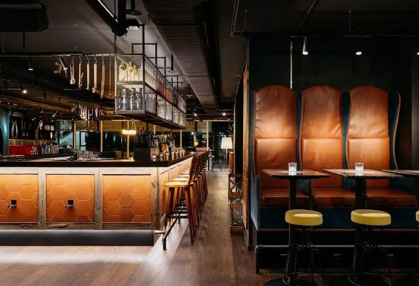 Ruby Rosi Hotel Munich