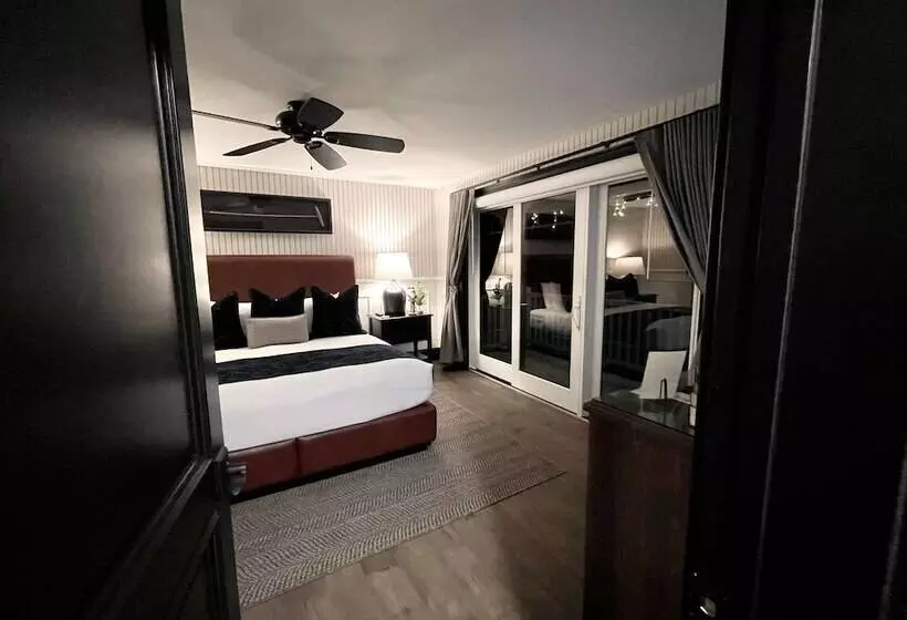 ホテル The Belfry House