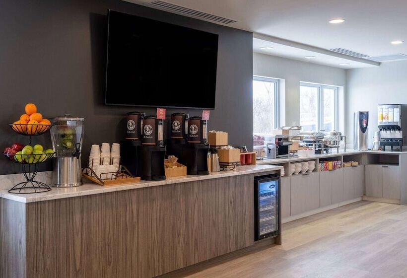 Microtel Inn & Suites By Wyndham Kanata Ottawa West