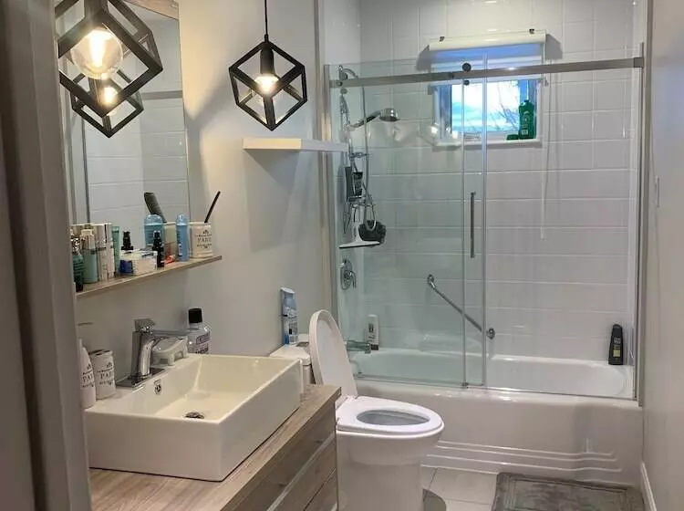 Majatalo Room In Guest Room   Room For Renting Inside House   Without Breakfast Provided