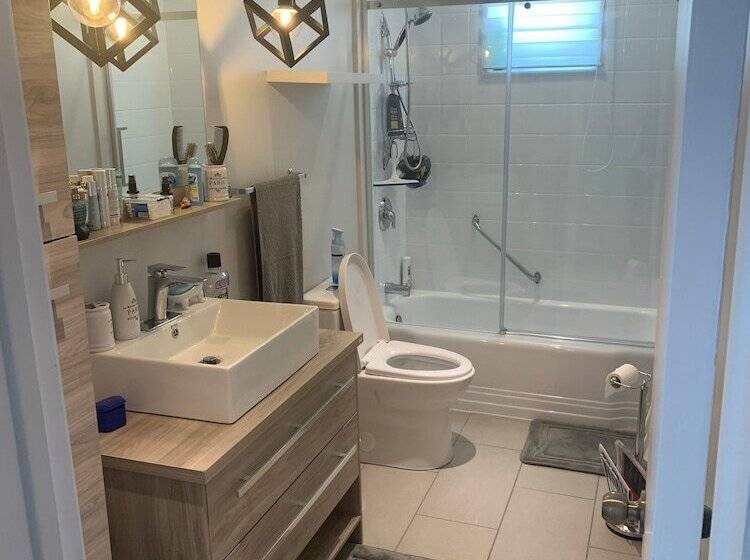 بنسيون Room In Guest Room Room For Renting Inside House Without Breakfast Provided