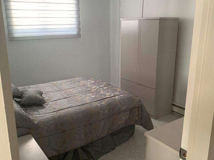 بنسيون Room In Guest Room Room For Renting Inside House Without Breakfast Provided