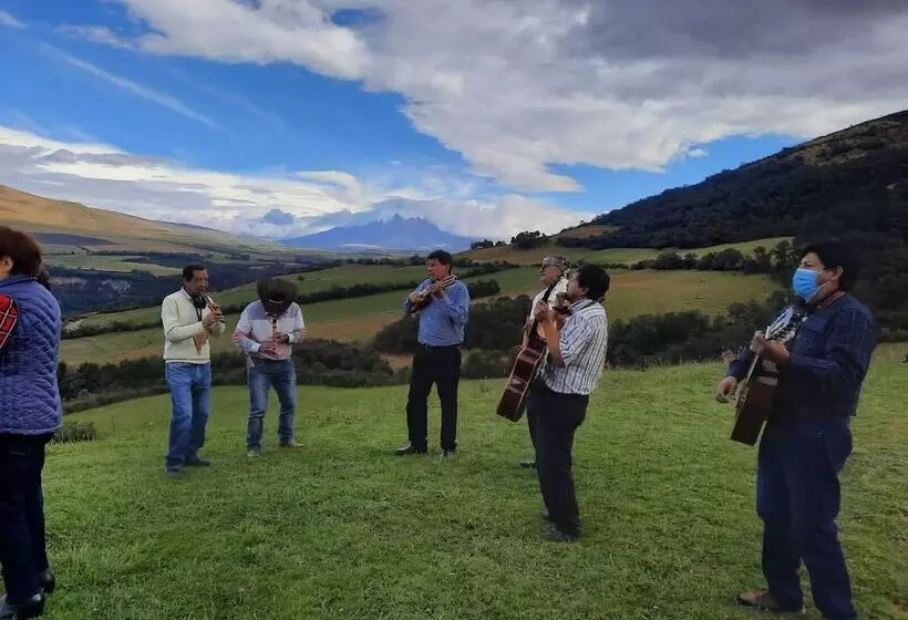 ホテル Balcon Al Cotopaxi Hosteria