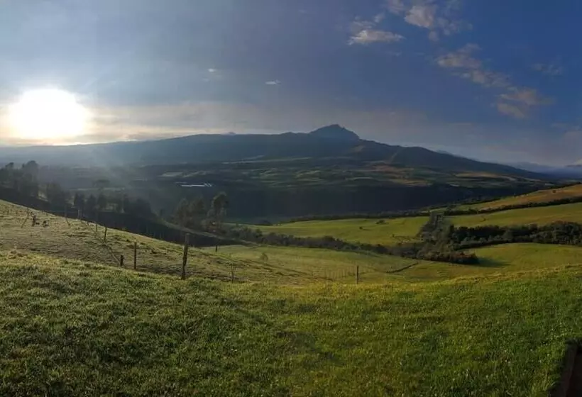 ホテル Balcon Al Cotopaxi Hosteria