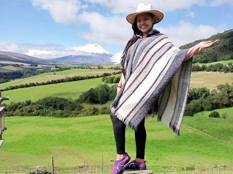 ホテル Balcon Al Cotopaxi Hosteria