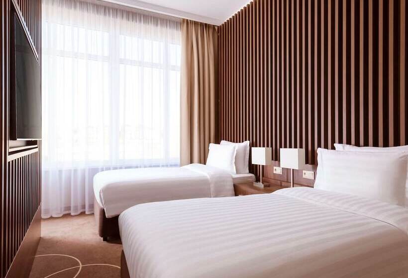 هتل Mövenpick Resort & Spa Anapa Miracleon