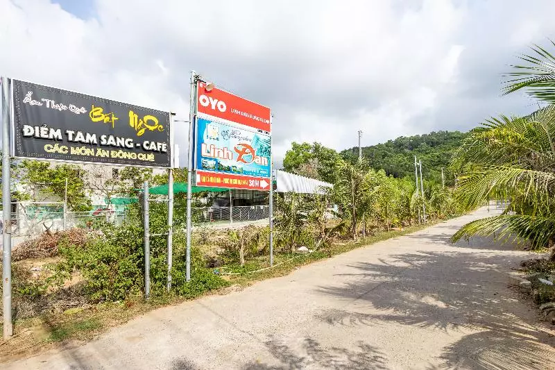 هتل Oyo 952 Linh Dan Bungalow