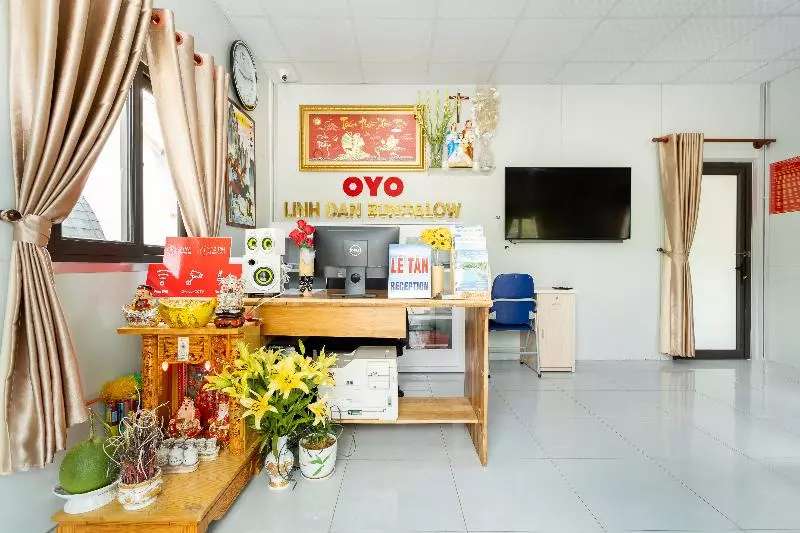 هتل Oyo 952 Linh Dan Bungalow