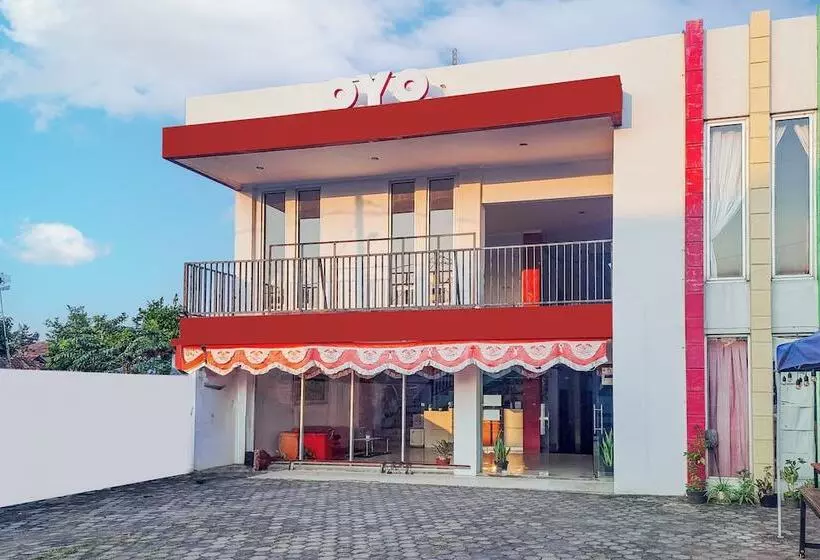 O Enggal Near Gor Saburai Formerly Hotel Pelangi