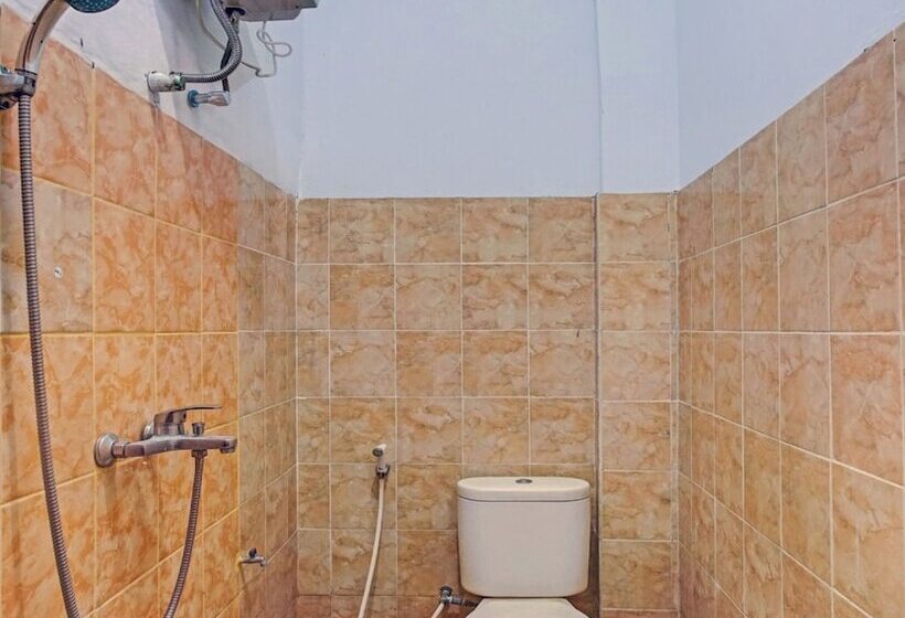 Отель O Pelangi Residence