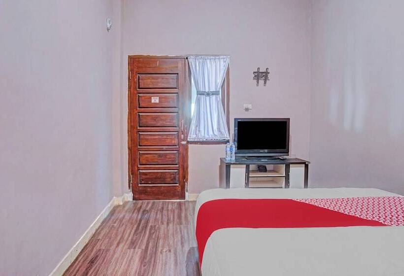 Отель O Pelangi Residence