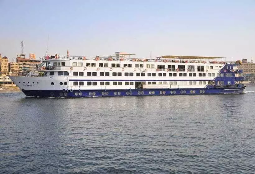 هتل Princess Amira Aswan