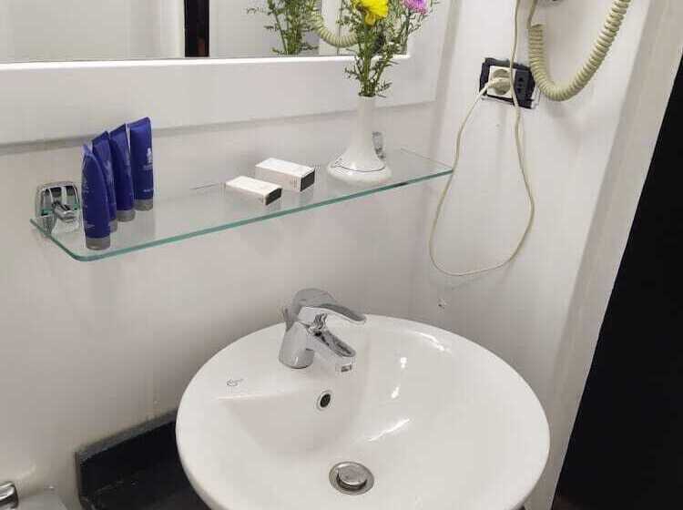 هتل Princess Amira Aswan