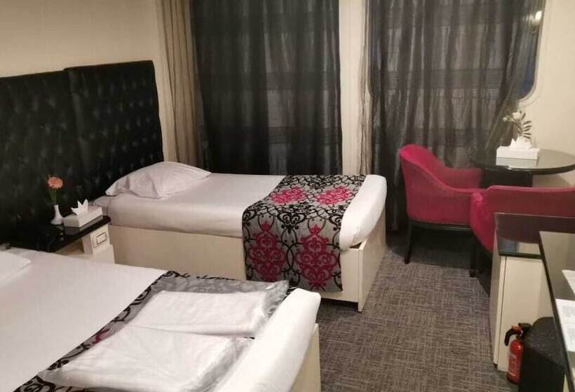 هتل Princess Amira Aswan