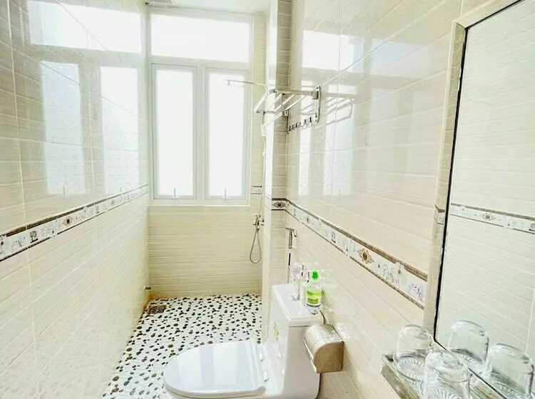 Thanh Binh Hotel Con Dao