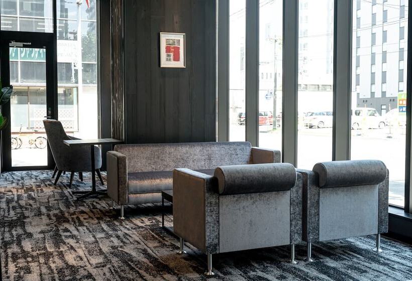 בית מלון כפרי Wyndham Garden Sapporo Odori