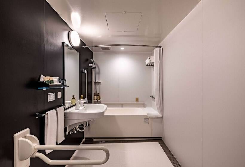 בית מלון כפרי Wyndham Garden Sapporo Odori