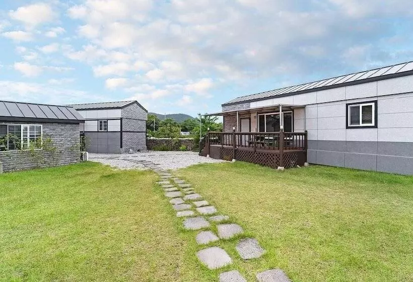 Jeju Bijalim Pension