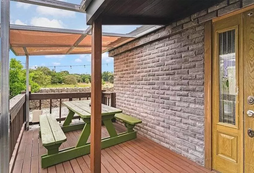 Jeju Bijalim Pension