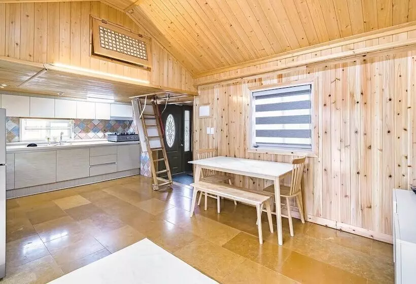 Jeju Bijalim Pension