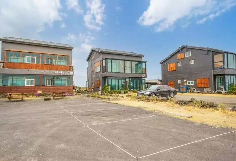 Jeju Romantic Jeju Pension