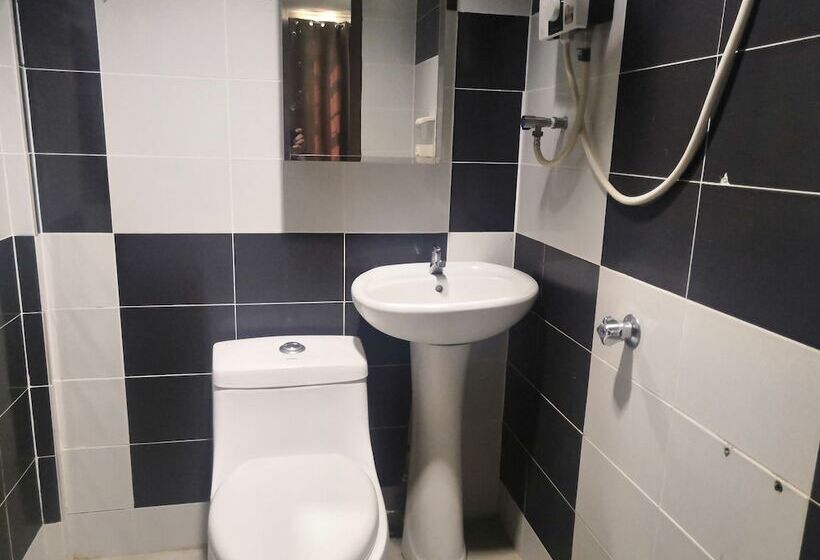 Opah Inn Hotel By Oyo Rooms