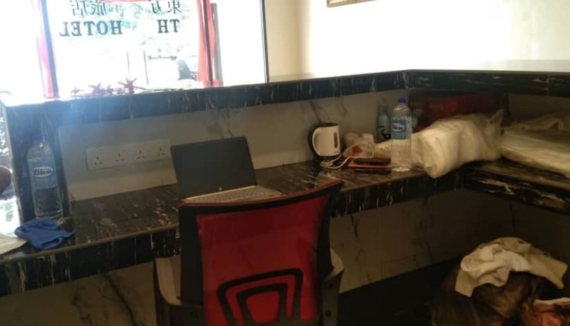 Th Hotel By Oyo Rooms