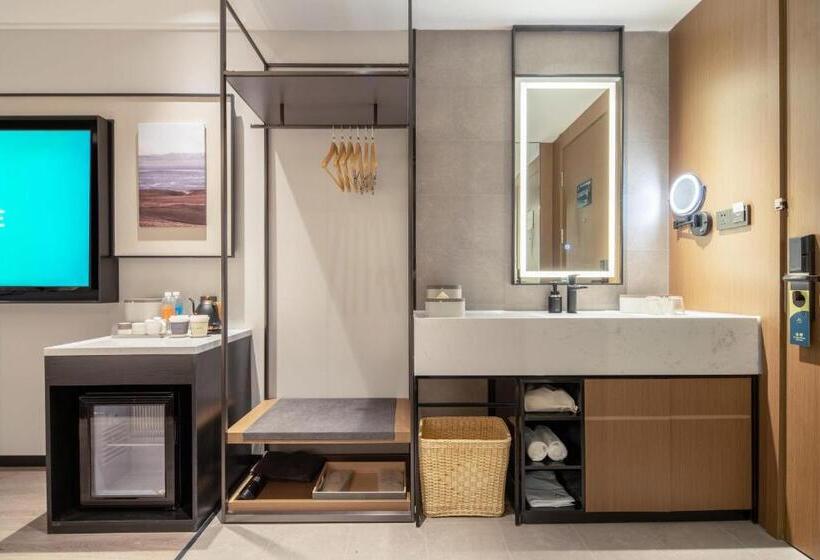 Atour Hotel Dalian Development Zone