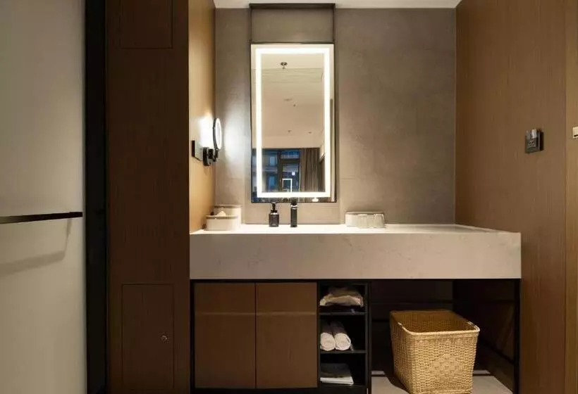 Atour Hotel Dalian Development Zone