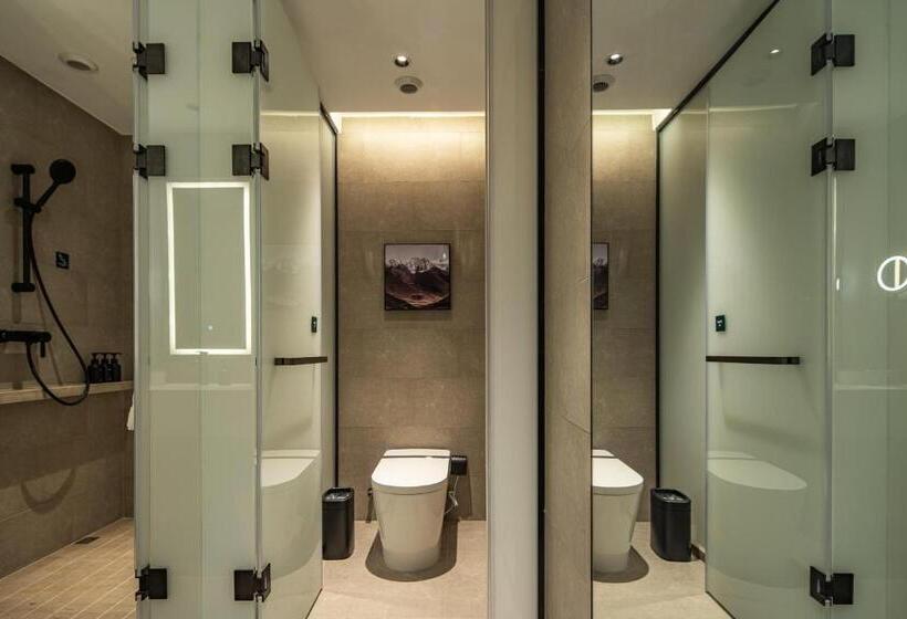 Atour Hotel Dalian Development Zone