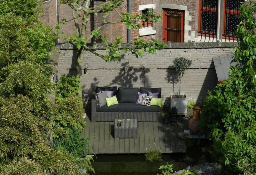 هتل Bed & Breakfast Guesthouse Leman