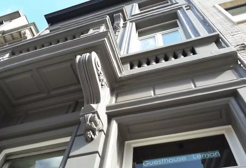 ホテル Bed & Breakfast Guesthouse Leman