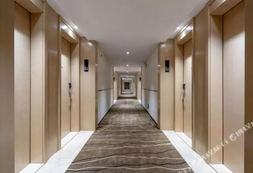 Hotelli City Comfort Inn Nanning Kuaihuan Building Materials Market Yongwu Road Metro Station