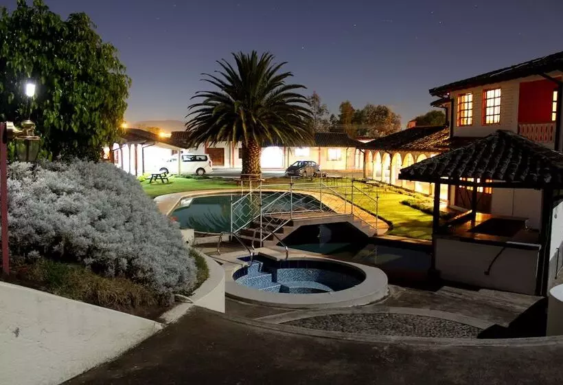 Hotelli Hosteria San Carlos Tababela