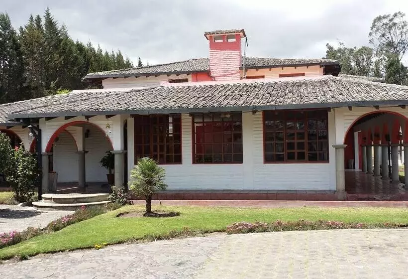 Hotelli Hosteria San Carlos Tababela