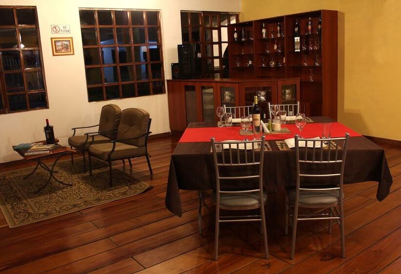 Hotel Hosteria San Carlos Tababela