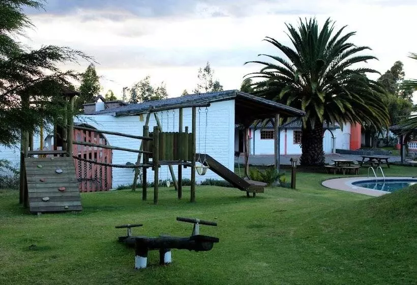 Hotelli Hosteria San Carlos Tababela