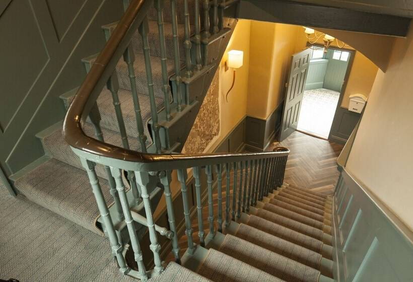 Отель The Rooms At Bardons