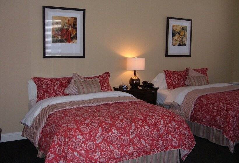 Отель Tremont Inn On Main