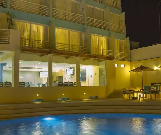 Maresta Lodge   Hotel Asociado Casa Andina