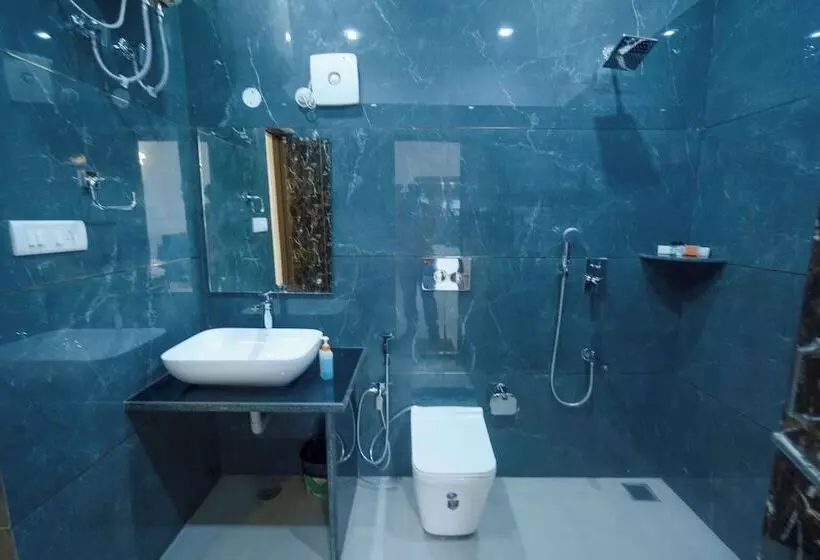 Hotelli Corbett Holiday Forest Resort