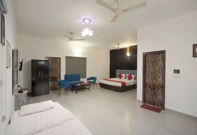 Hotelli Corbett Holiday Forest Resort