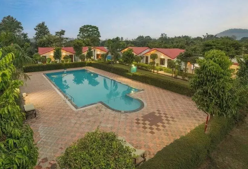 Hotelli Corbett Holiday Forest Resort