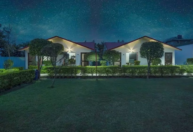Hotelli Corbett Holiday Forest Resort