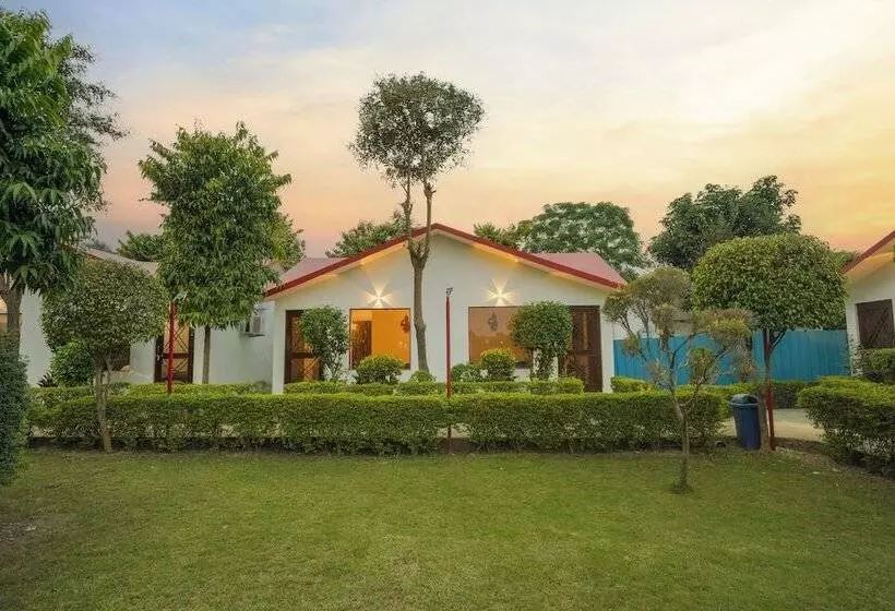 Hotelli Corbett Holiday Forest Resort