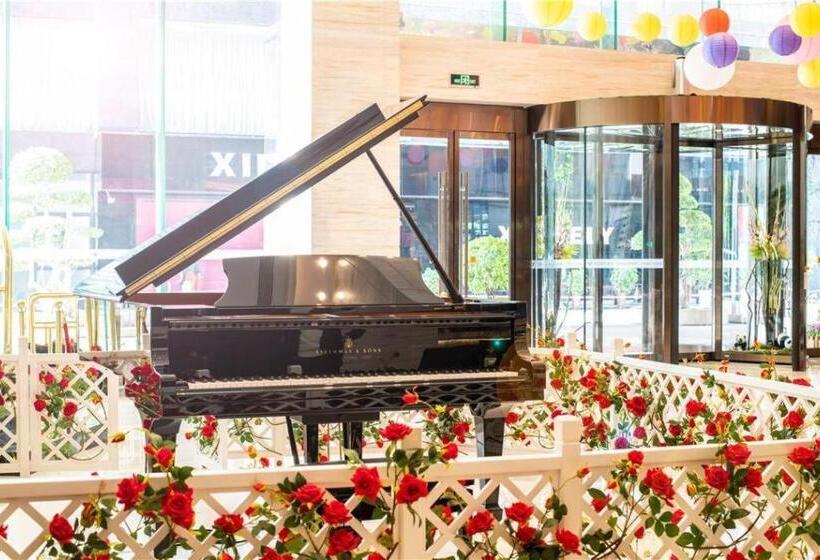 Отель Balan International