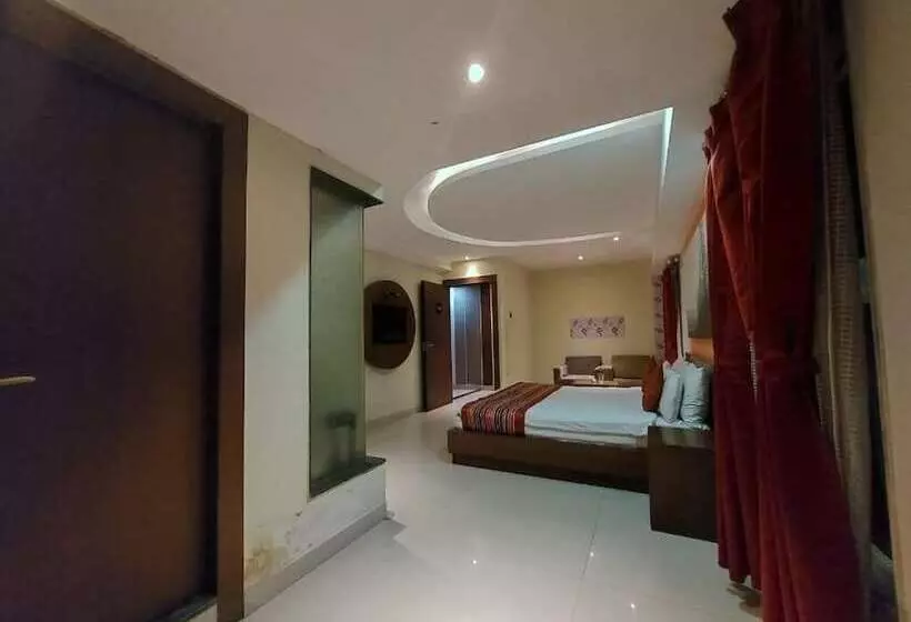 ホテル Orbit Bagdogra